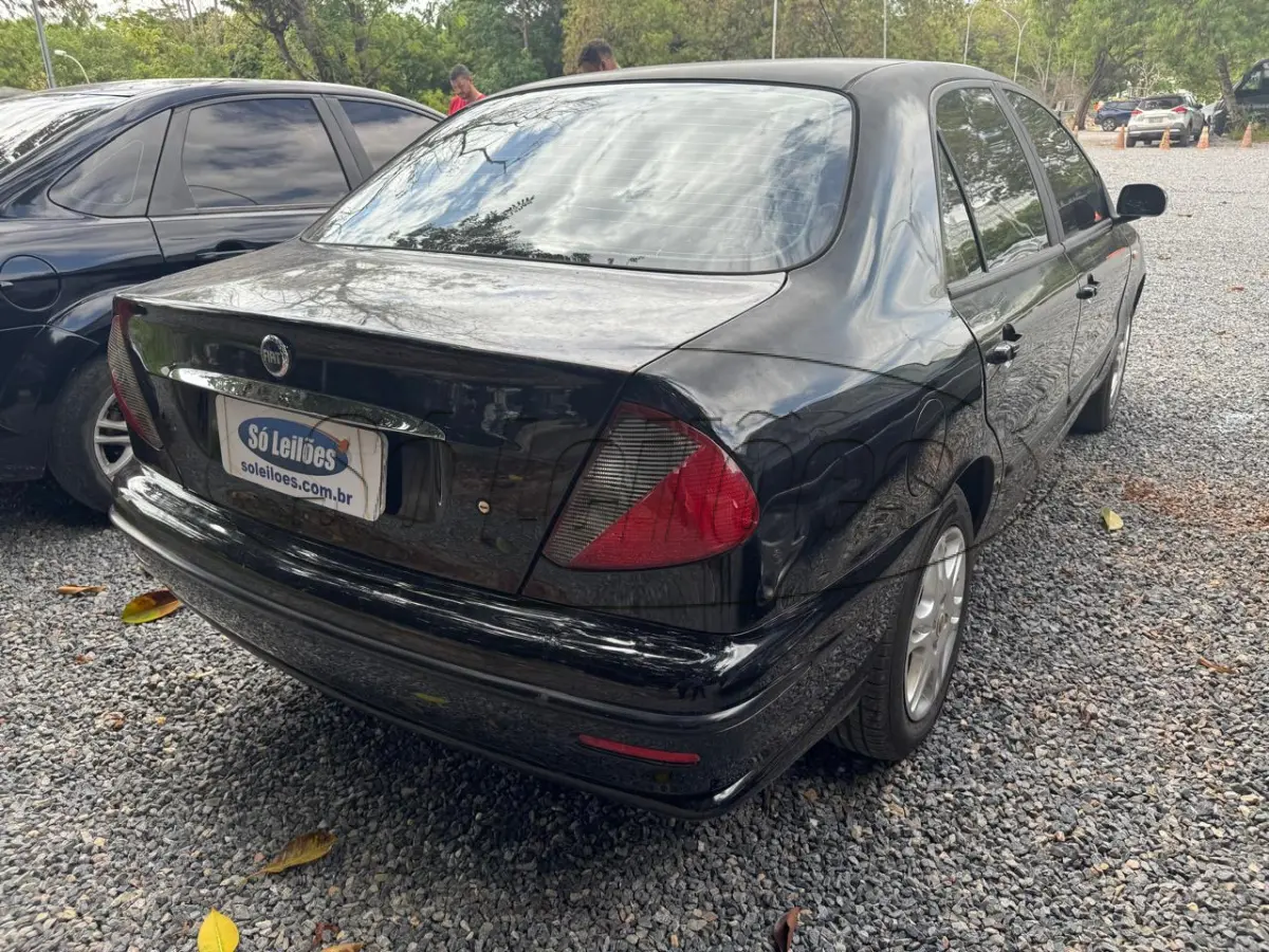 LOTE 011 - AUTOMÓVEL