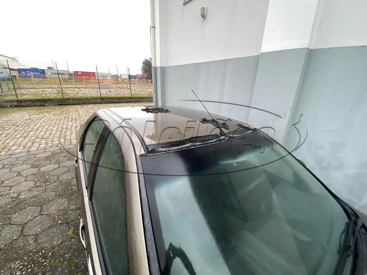 LOTE 016 - Automóvel