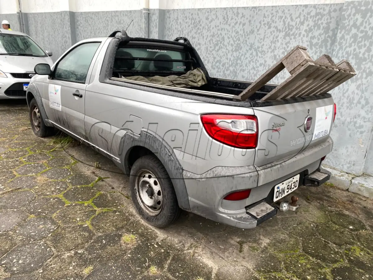 LOTE 017 - Utilitário