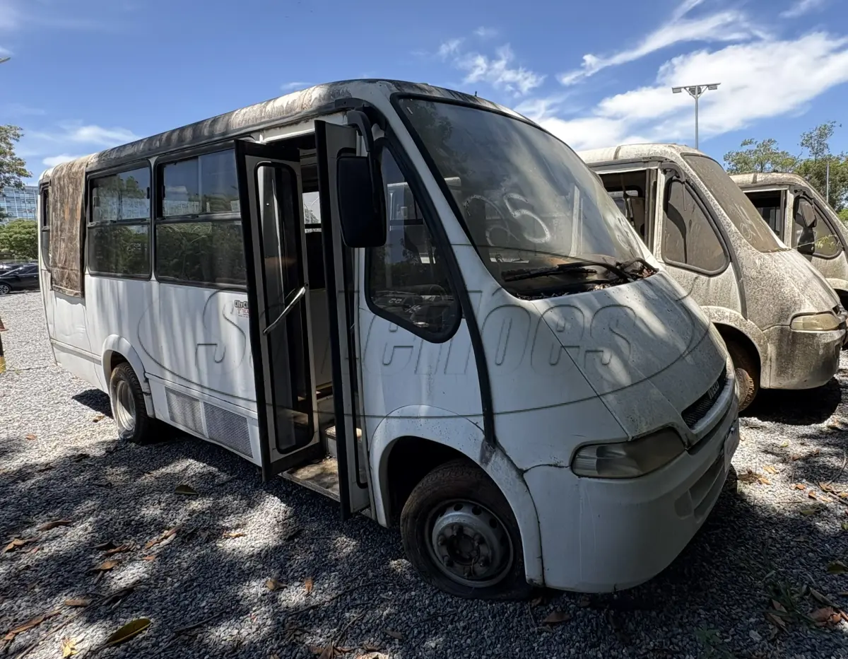 LOTE 025 - MICRO ÔNIBUS