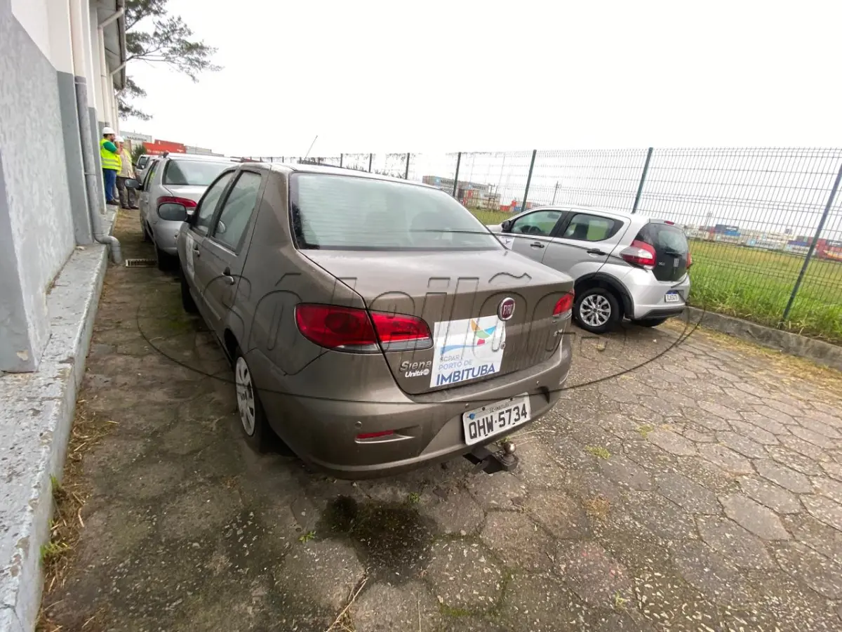 LOTE 016 - Automóvel