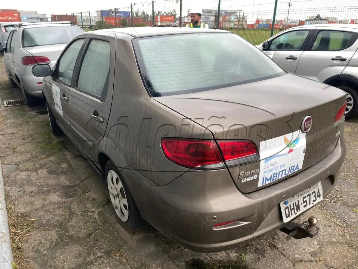 LOTE 016 - Automóvel