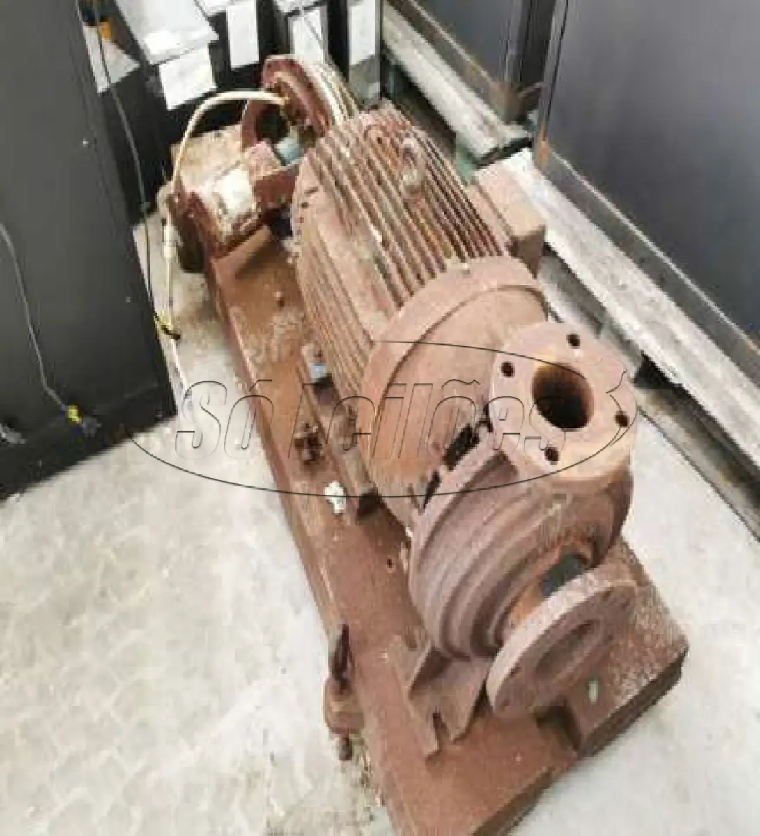 LOTE 012 - Moto bomba