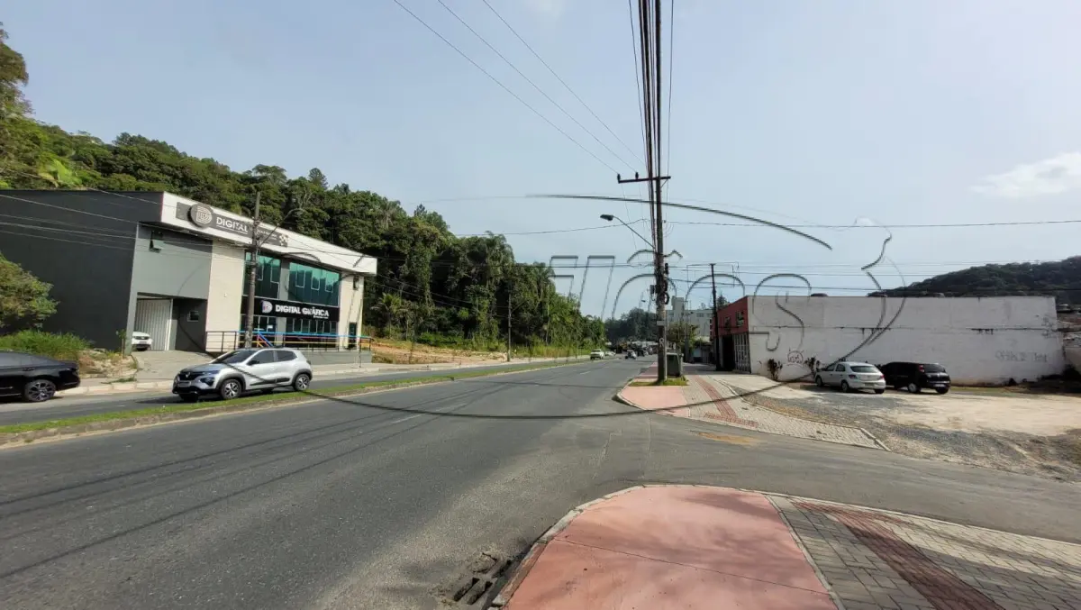 LOTE 001 - Terreno Urbano