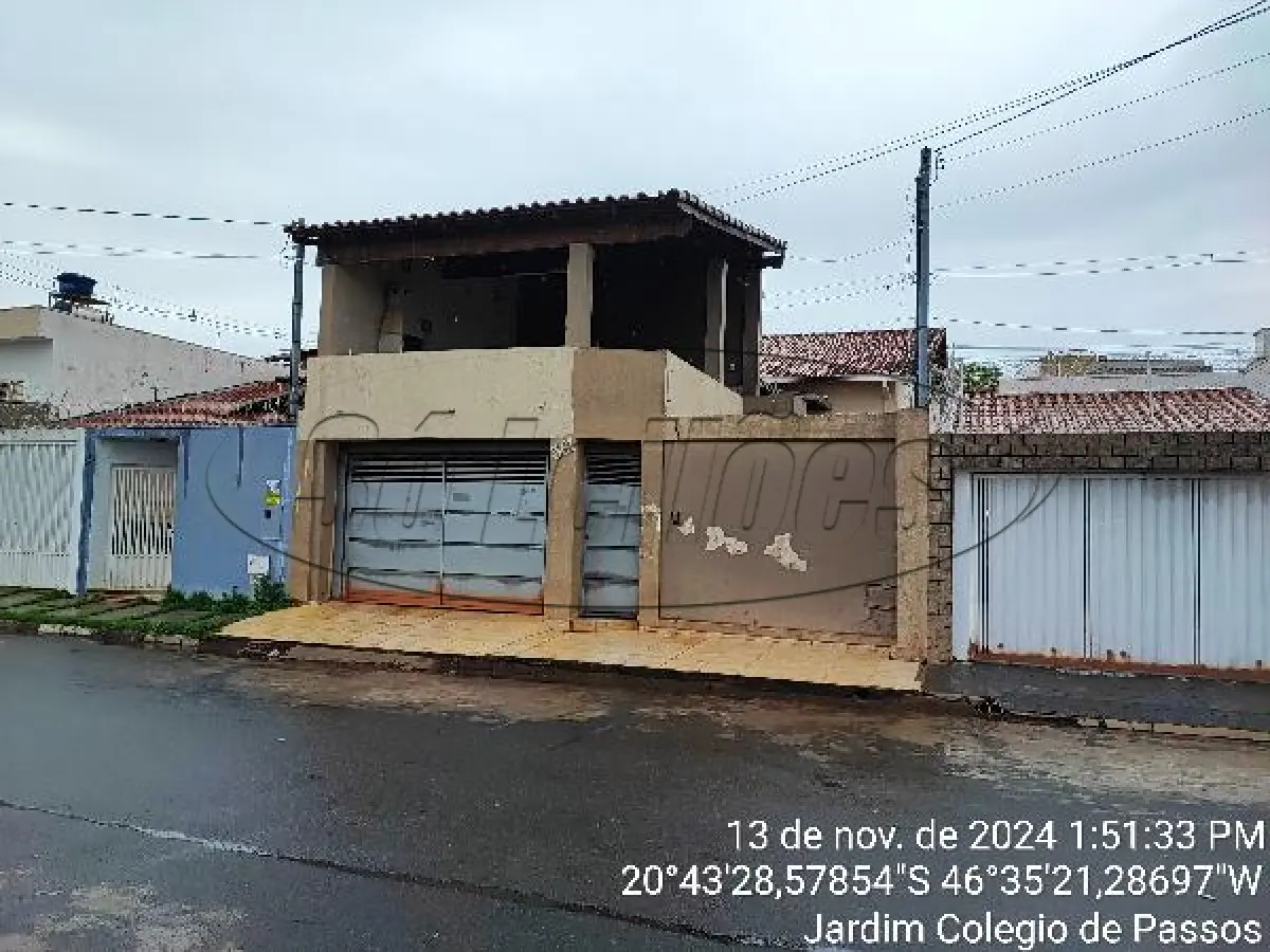 LOTE 173 - MG/PASSOS/CASA