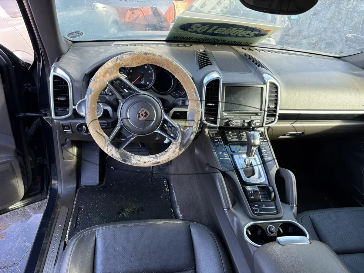 LOTE 006 - Automóvel