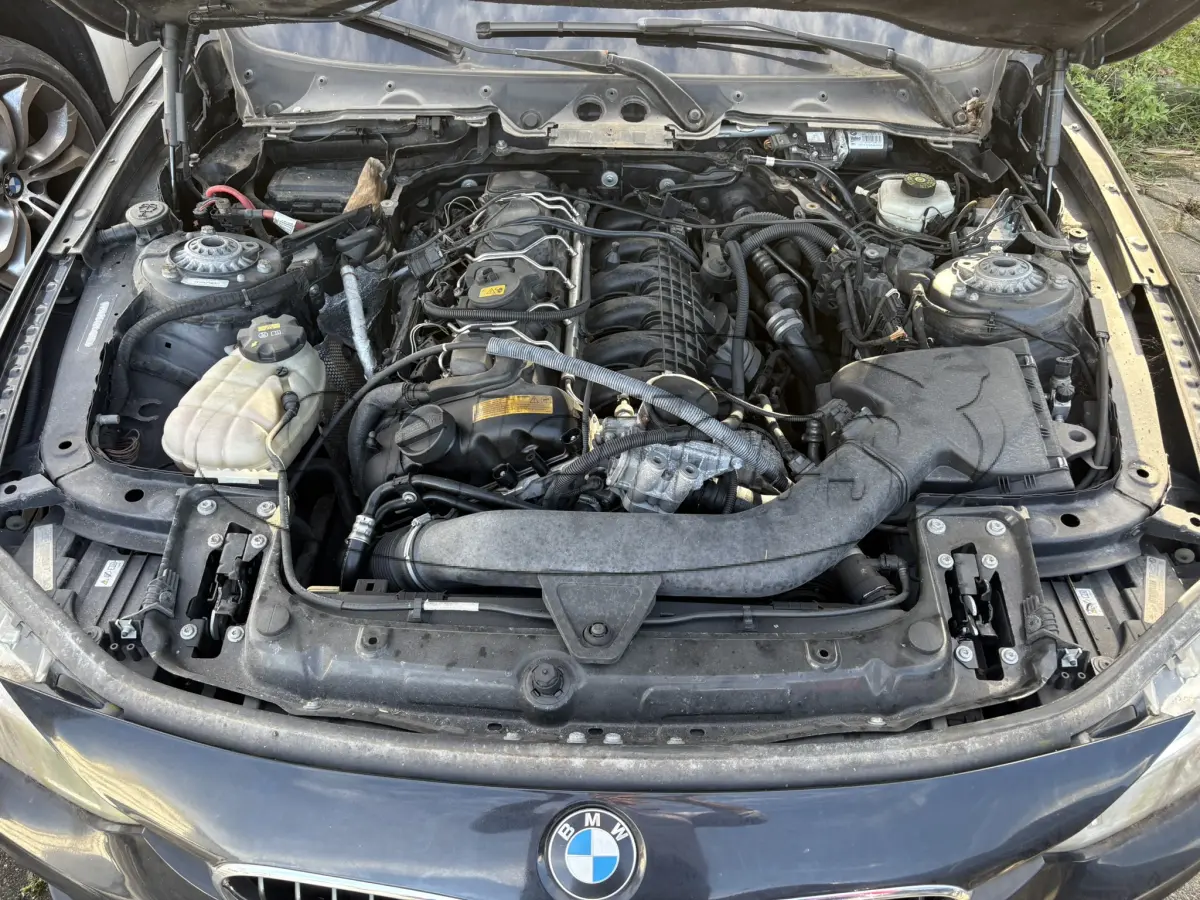 LOTE 005 - Automóvel