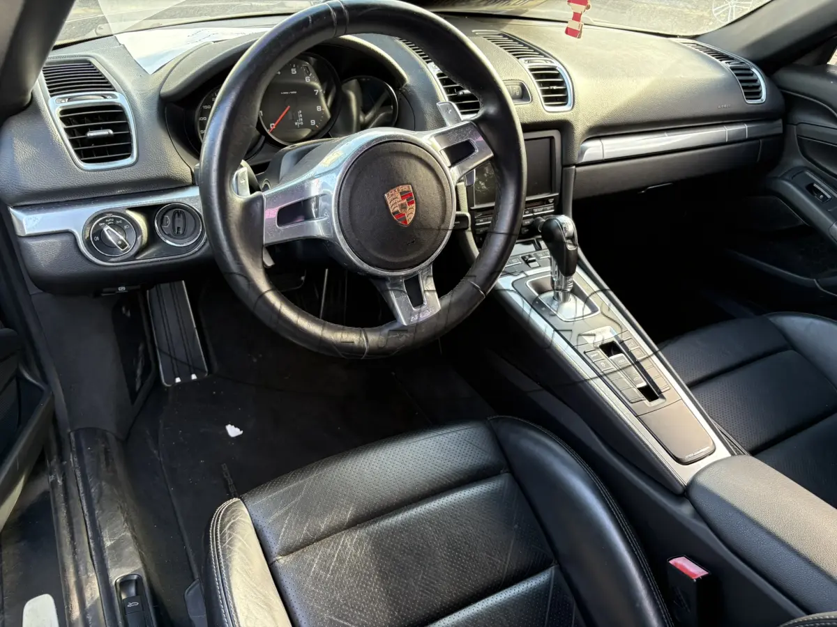 LOTE 001 - Automóveis