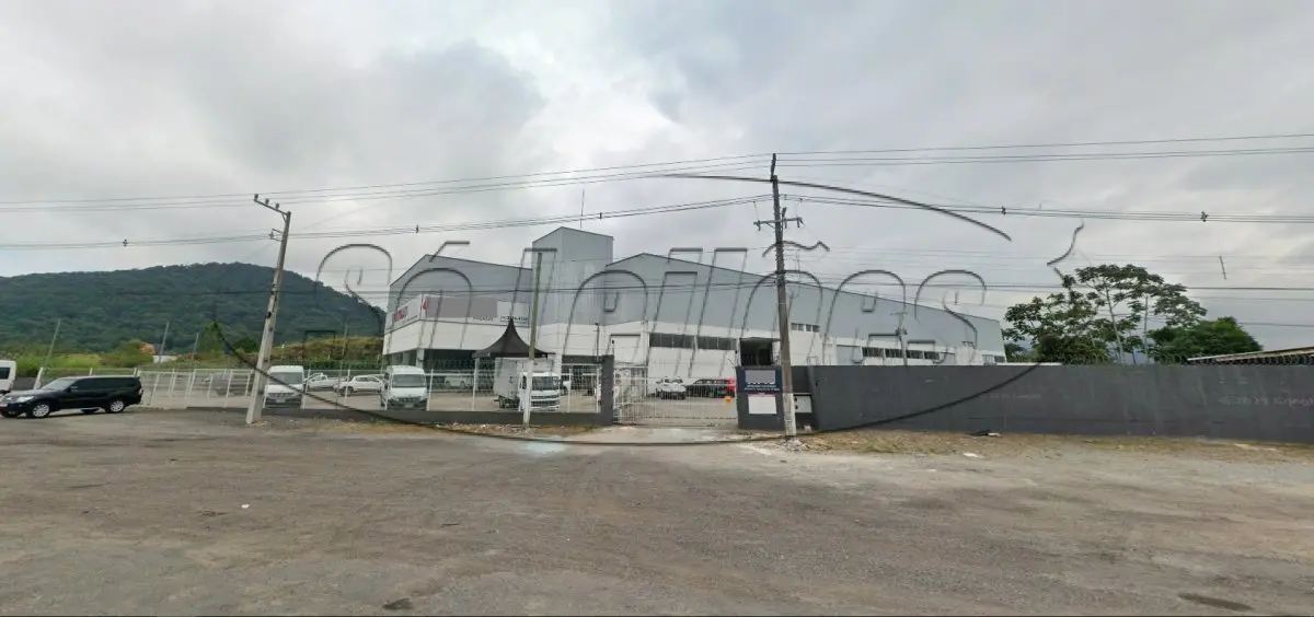 LOTE 001 - Terreno e Galpão