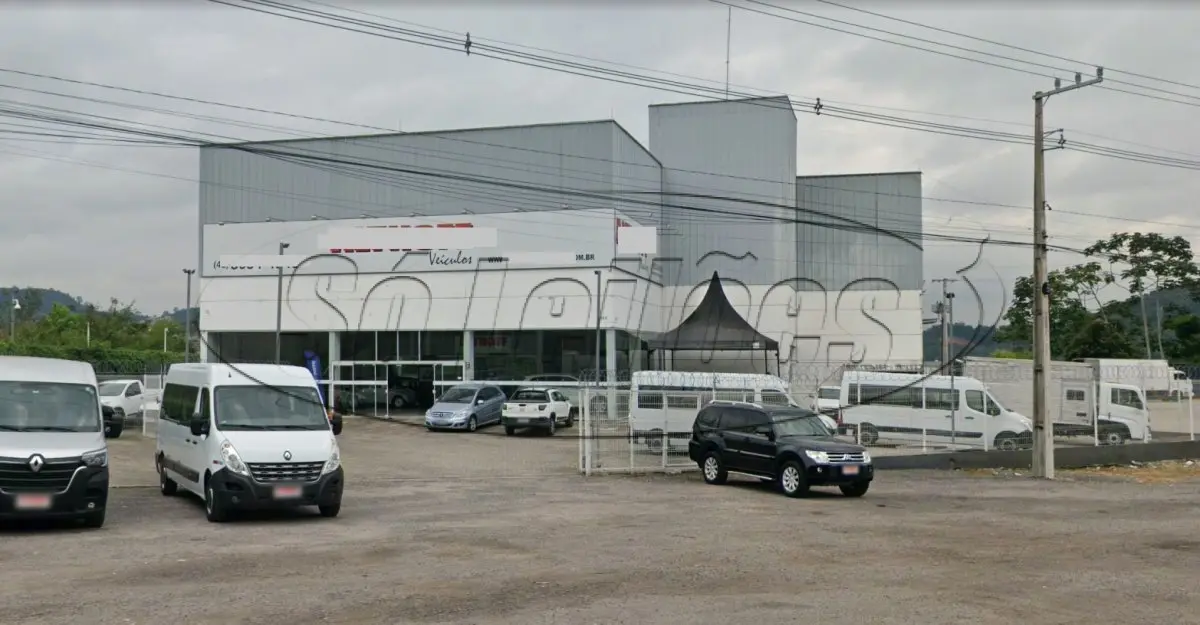 LOTE 001 - Terreno e Galpão