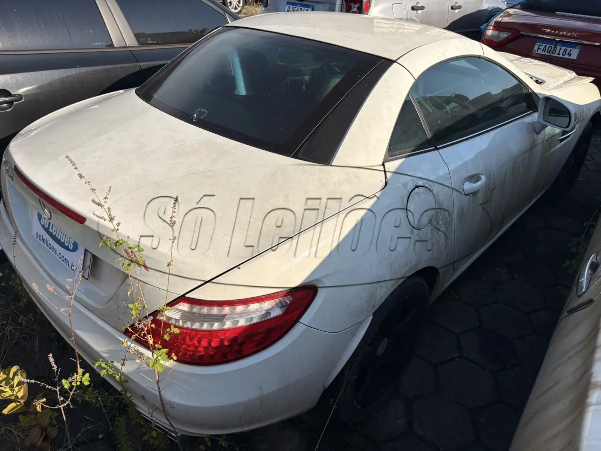 LOTE 002 - Automóveis