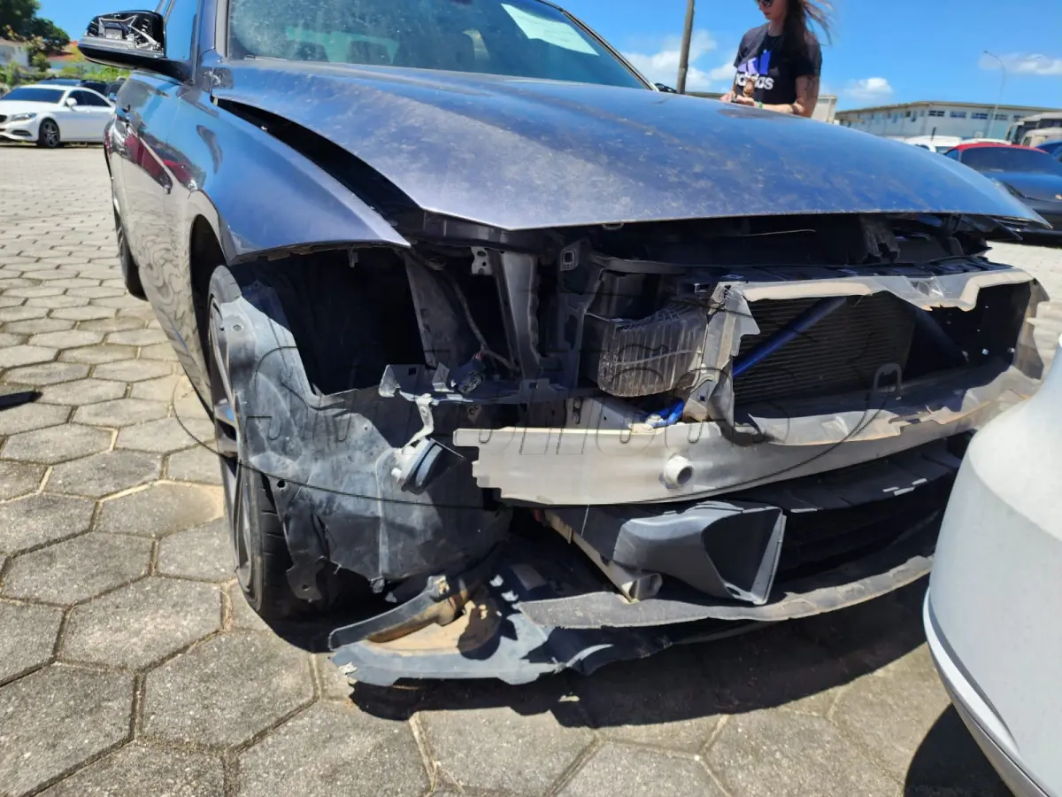 LOTE 003 - Automóveis