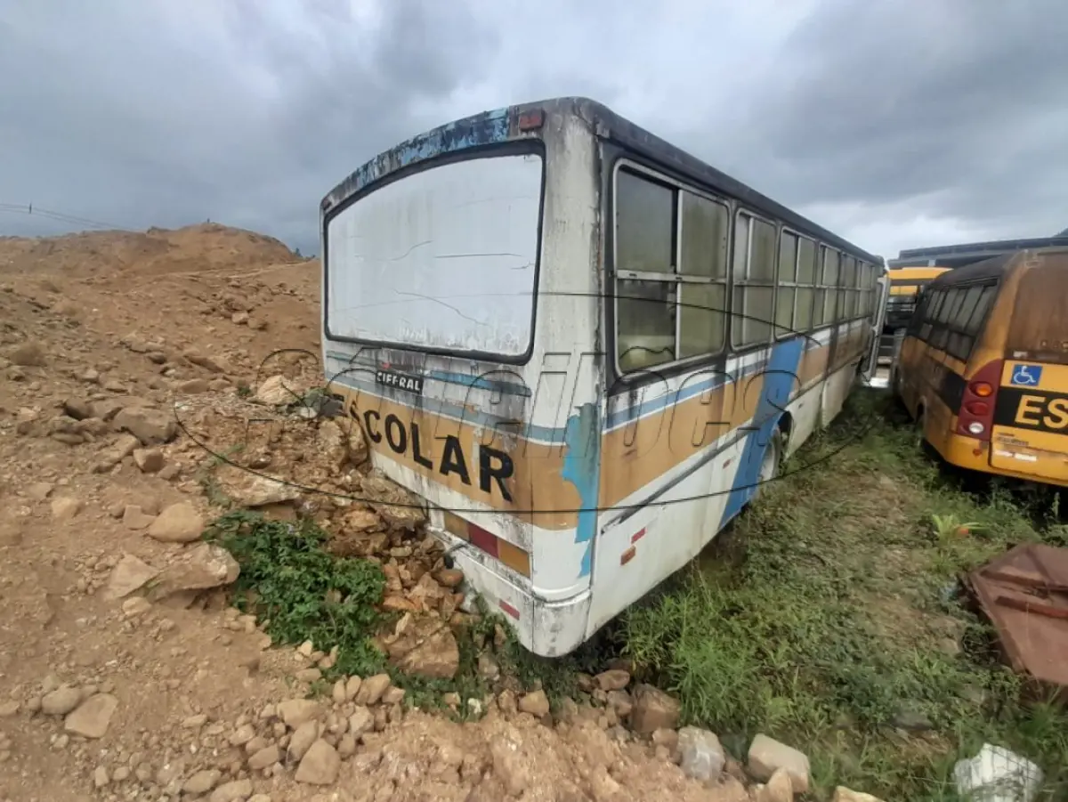 LOTE 007 - Ônibus Sucata VW