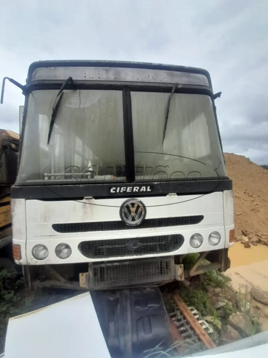 LOTE 007 - Ônibus Sucata VW