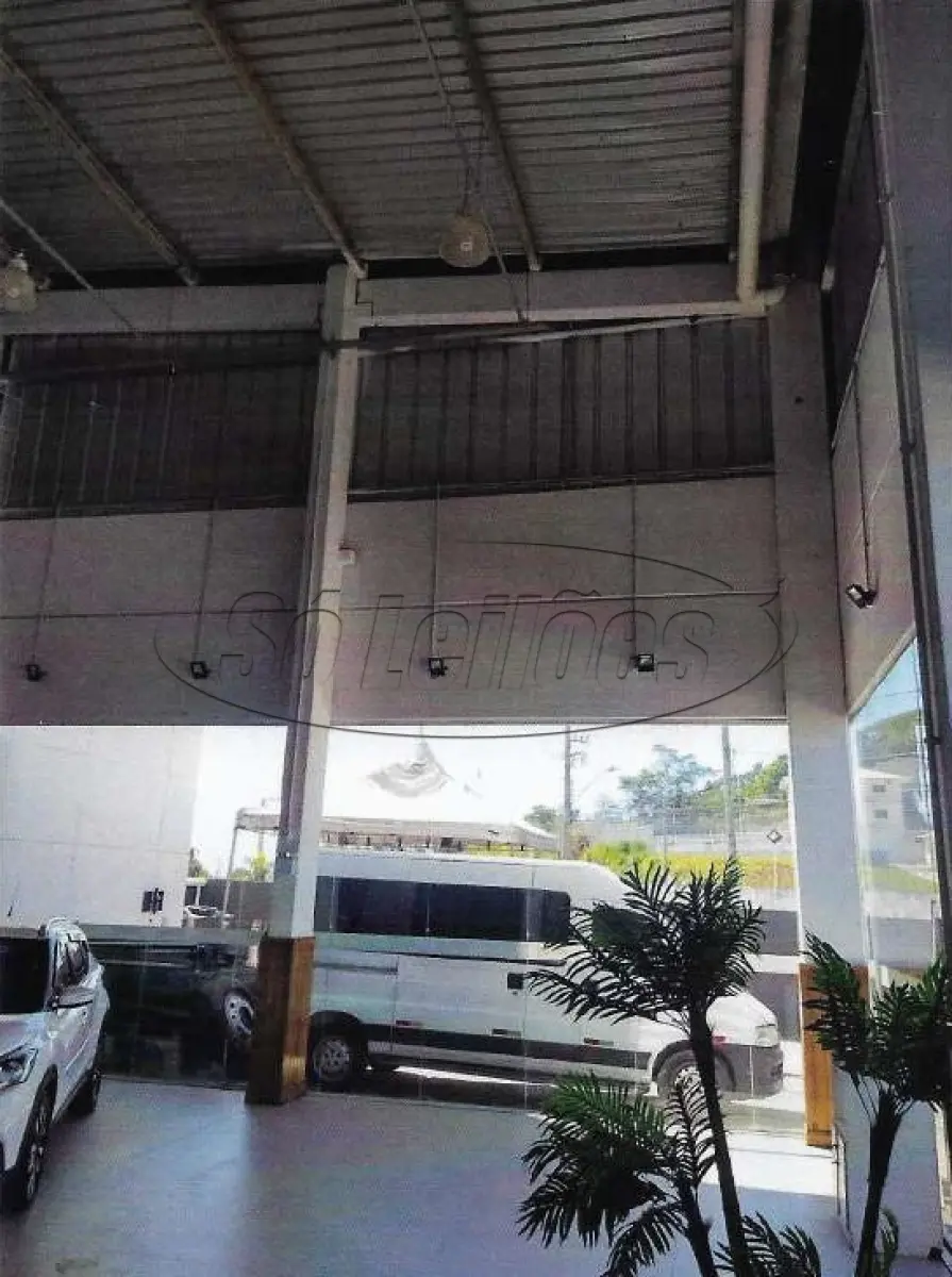 LOTE 001 - Terreno e Galpão