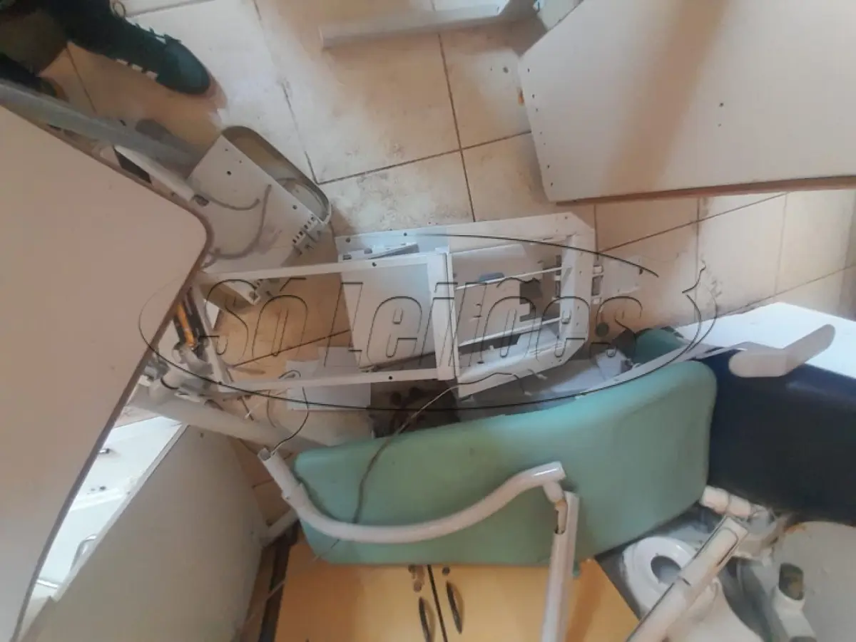 LOTE 010 - Materiais diversos