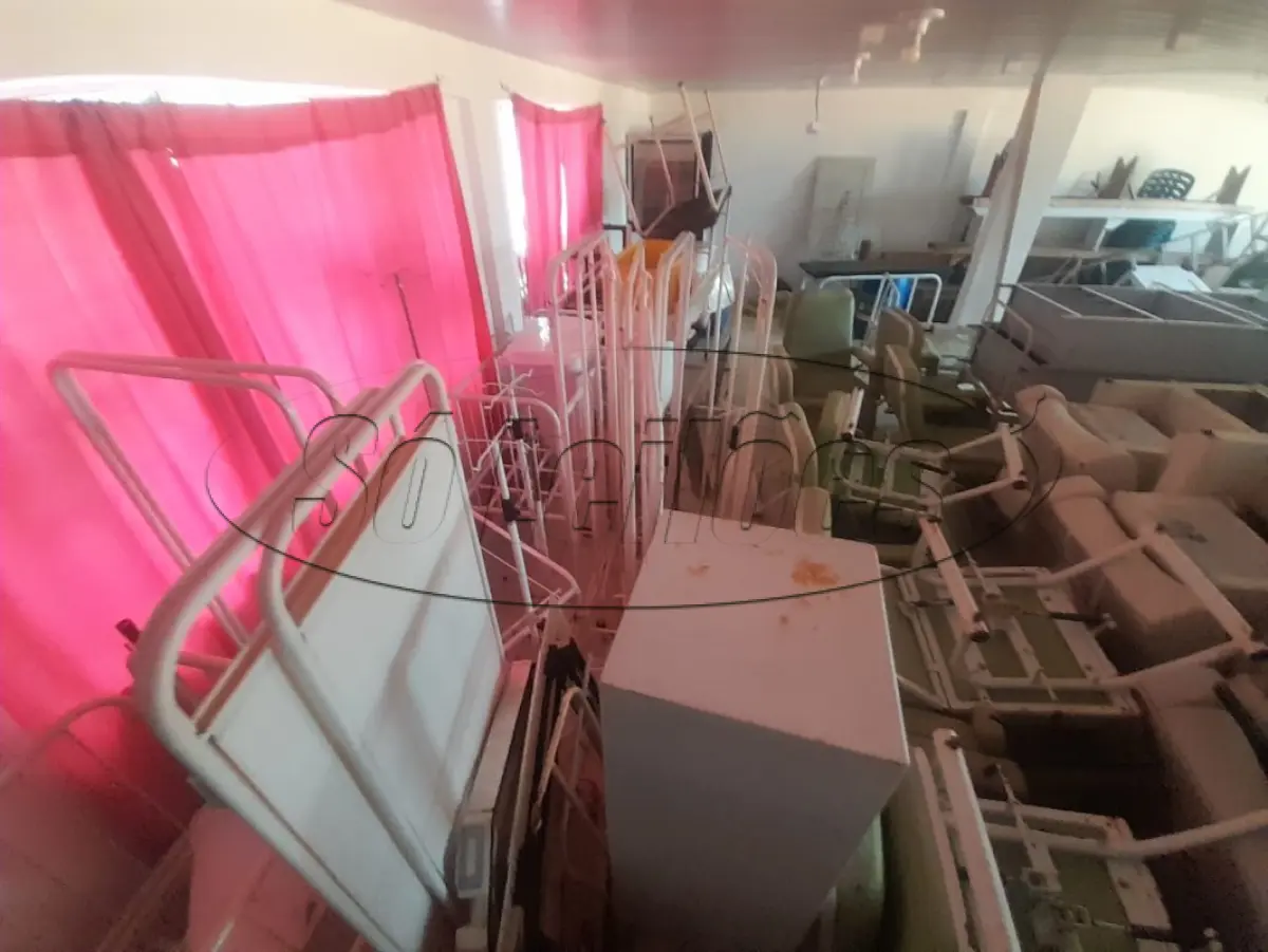 LOTE 010 - Materiais diversos