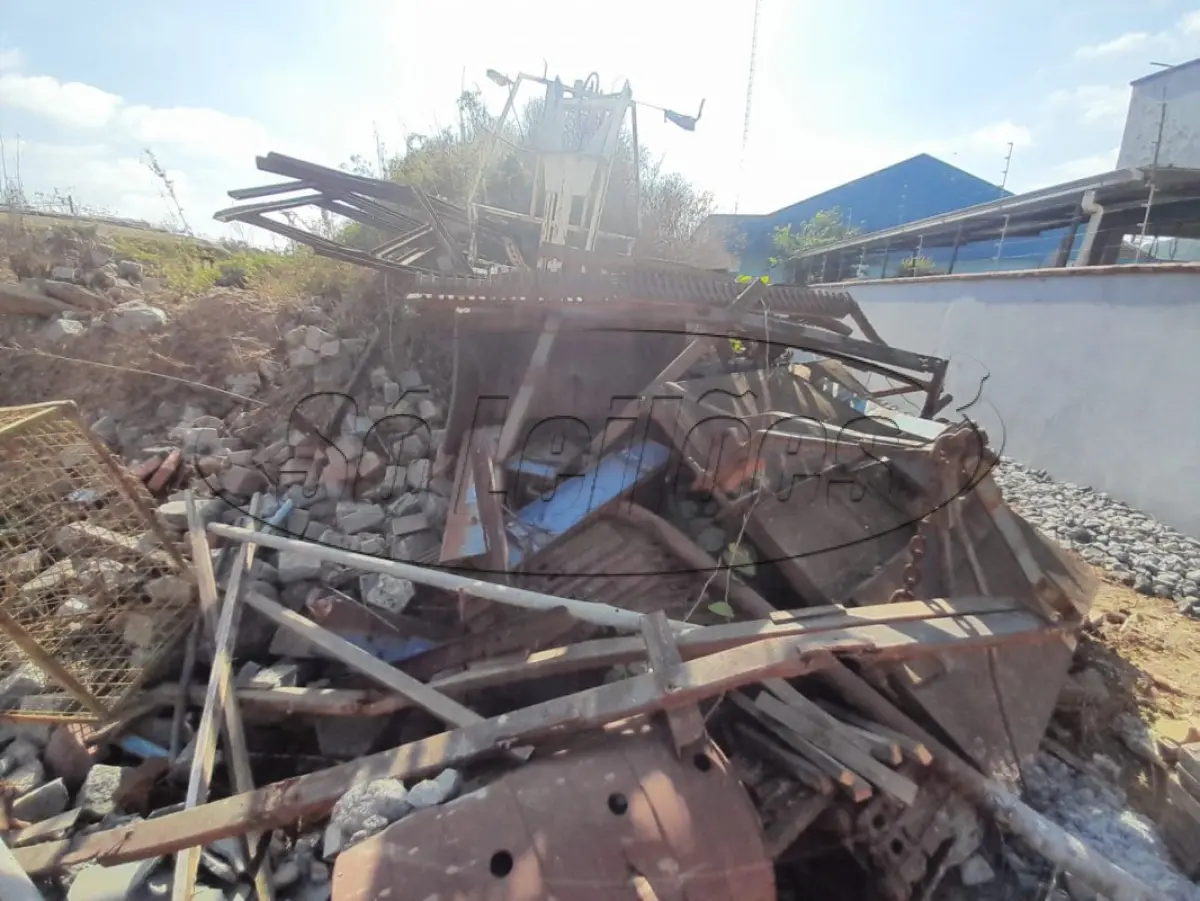 LOTE 009 - Material Ferroso