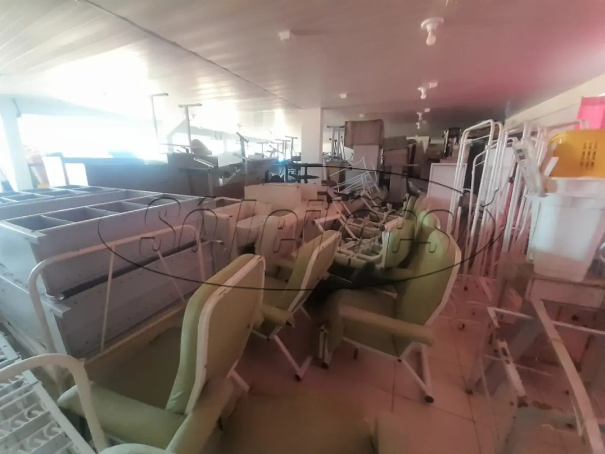 LOTE 010 - Materiais diversos