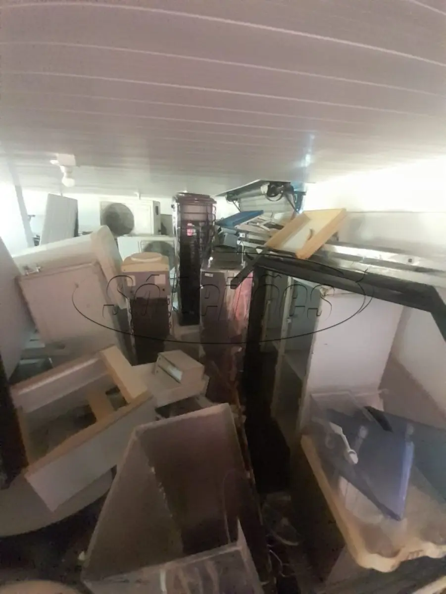 LOTE 010 - Materiais diversos