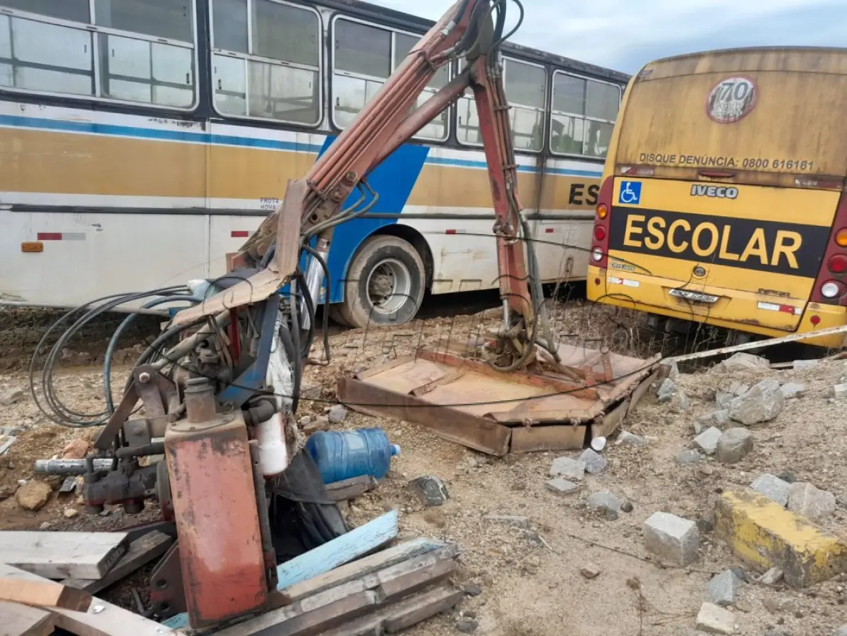 LOTE 009 - Material Ferroso