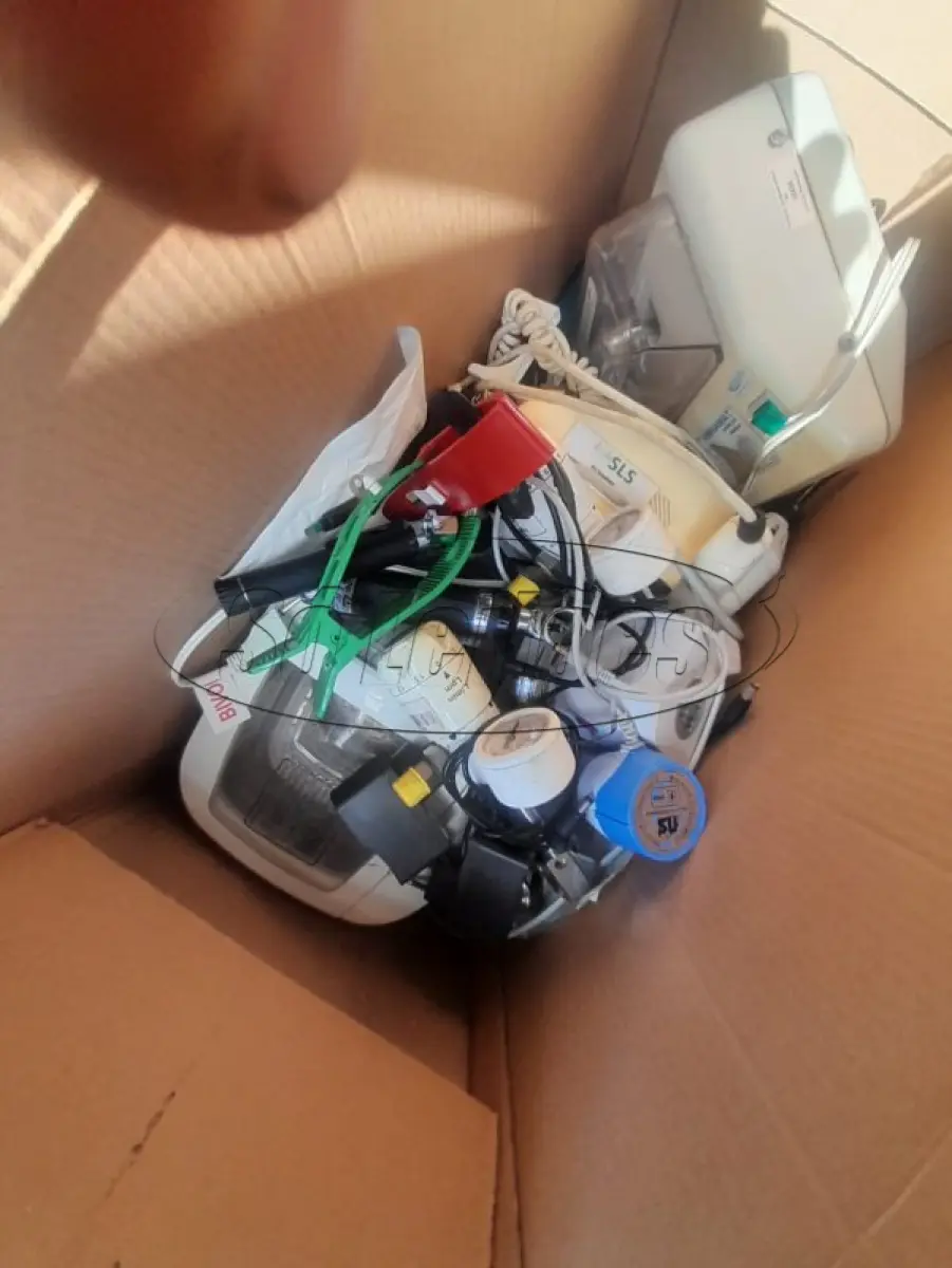 LOTE 010 - Materiais diversos