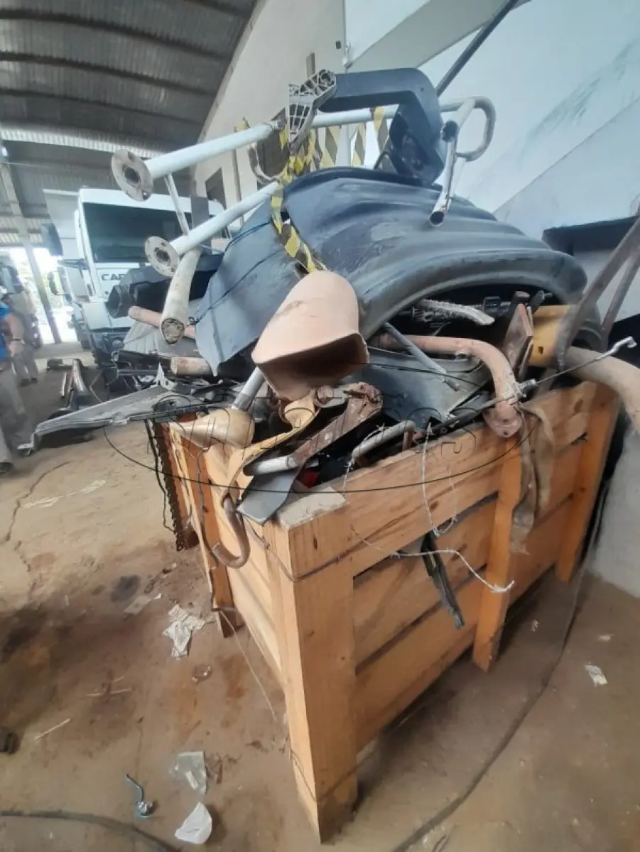 LOTE 009 - Material Ferroso