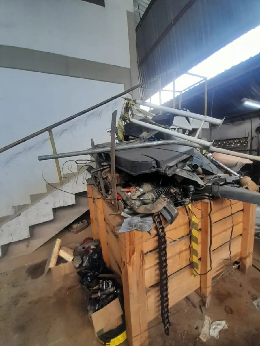 LOTE 009 - Material Ferroso