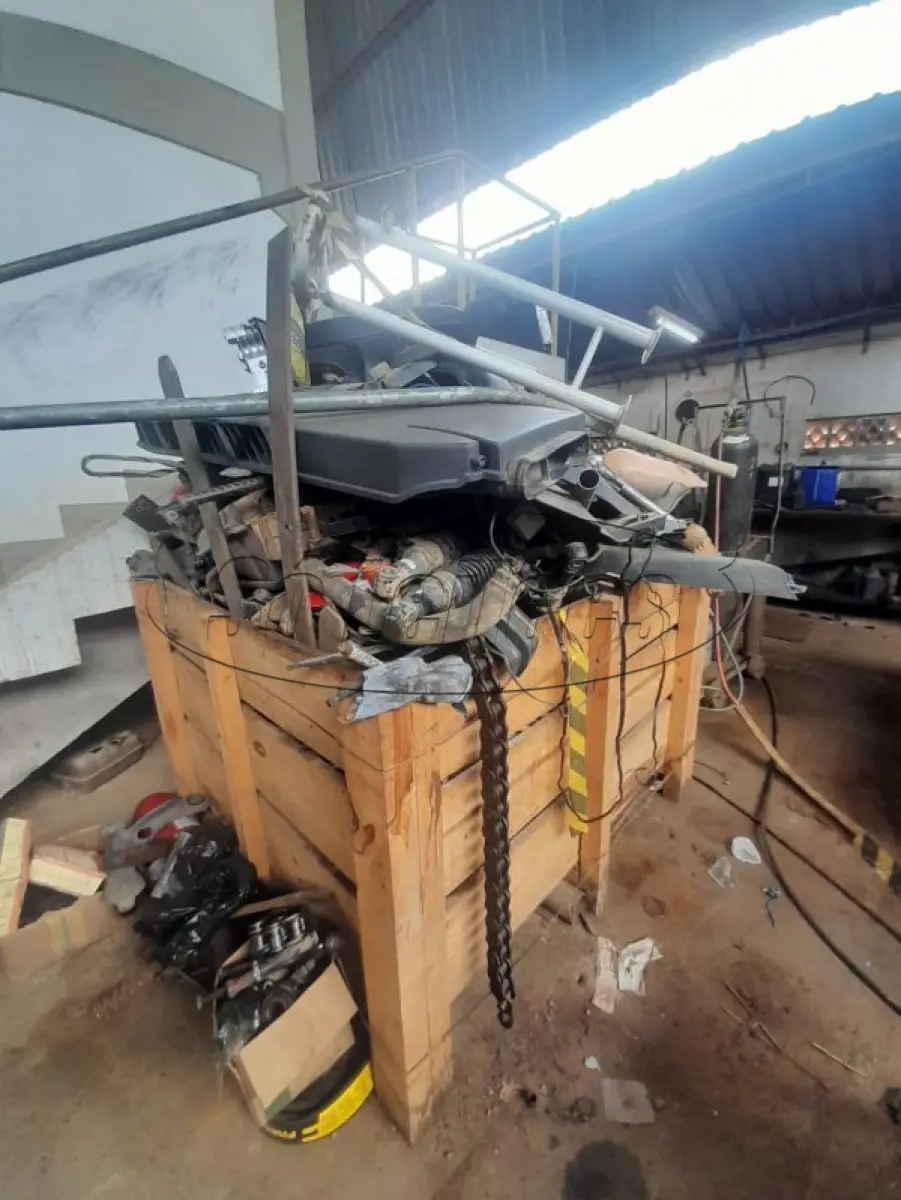 LOTE 009 - Material Ferroso