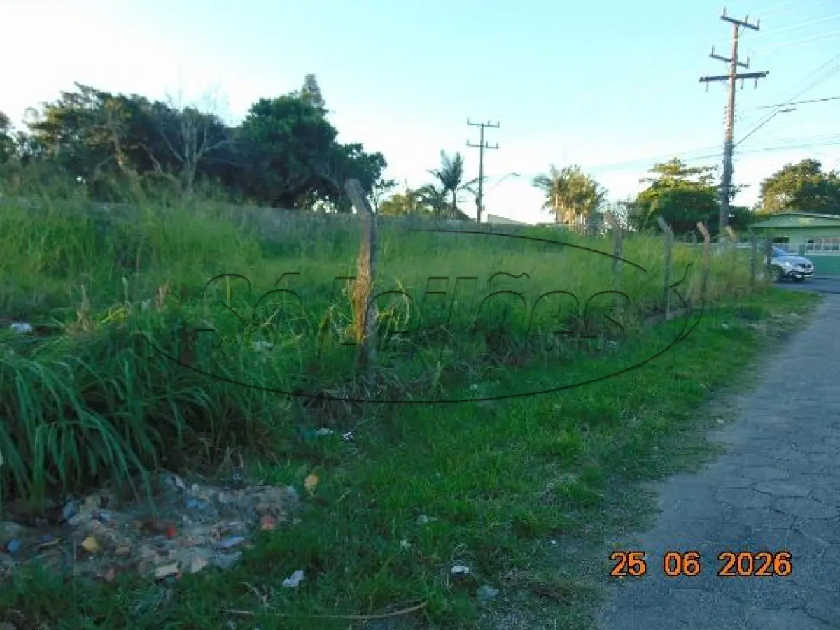LOTE 004 - TERRENO URBANO EM LAGUNA/SC
