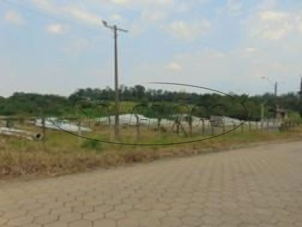 LOTE 002 - TERRENO URBANO EM CRICIÚMA/SC