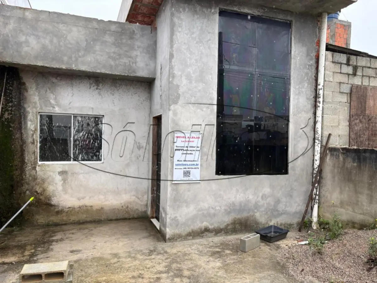 LOTE 001 - Terreno Urbano