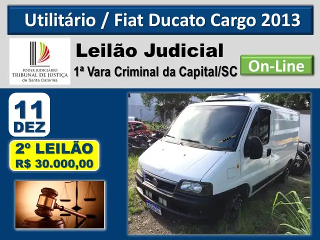 Utilitário Fiat ducato cargo, ano 2012 e modelo 2013.