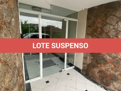 LOTE 001 - Apartamento e garagem