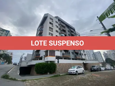 LOTE 001 - Apartamento e garagem