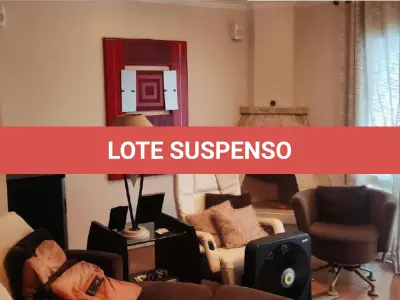 LOTE 001 - Apartamento