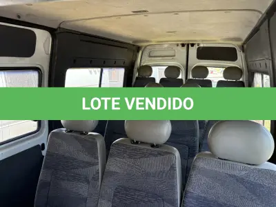 LOTE 029 - VAN