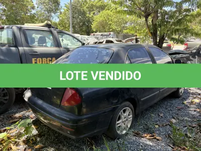 LOTE 010 - AUTOMOVEL