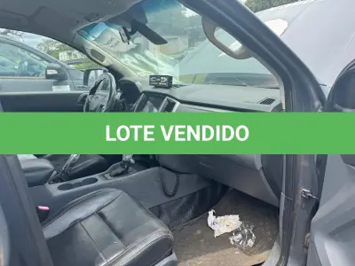 LOTE 047 - PICAPE