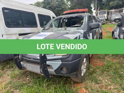 LOTE 017 - PICAPE