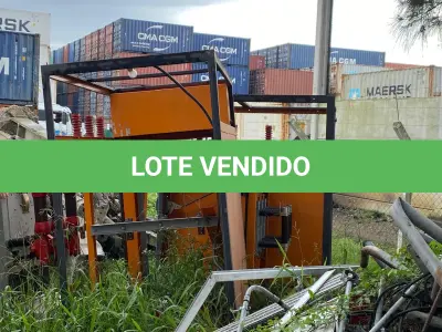 LOTE 009 - Quadros metálicos