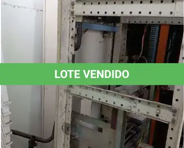 LOTE 009 - Quadros metálicos