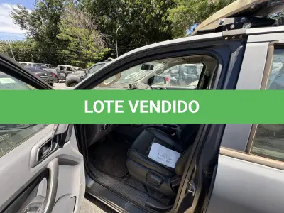 LOTE 046 - PICAPE