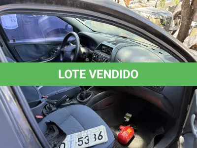 LOTE 010 - AUTOMOVEL