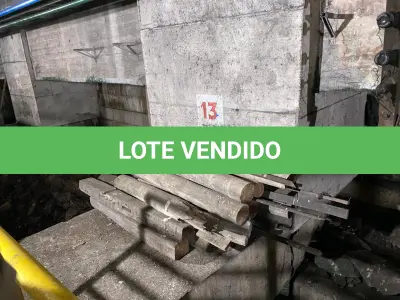 LOTE 014 - Vigas de madeira