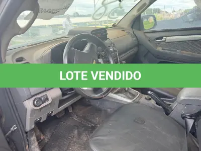 LOTE 038 - PICAPE