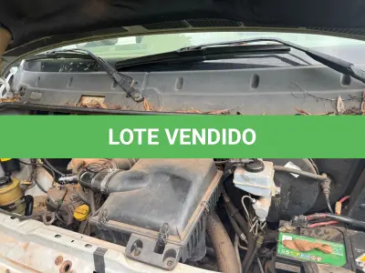 LOTE 029 - VAN