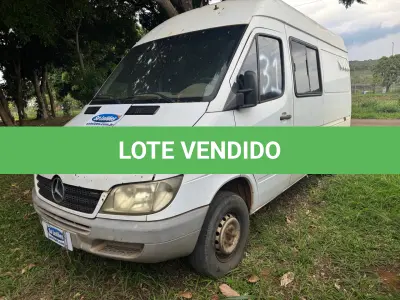 LOTE 031 - FURGÃO