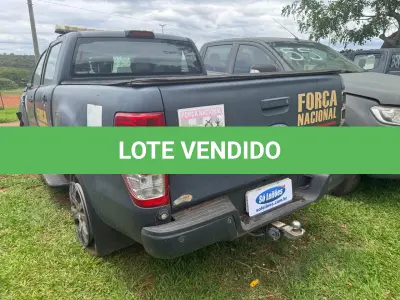 LOTE 049 - PICAPE