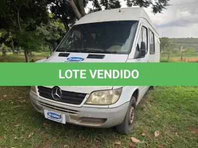 LOTE 031 - FURGÃO